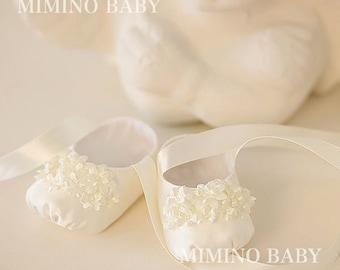 Baby Girl Baptism Booties - Lace Christening Socks - Baby Girl Christening Booties, Baptism Favors, Newborn Lace Booties