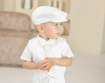 Traje de bautismo blanco para niño: Traje de bendición personalizado con gorro de vendedor de periódicos