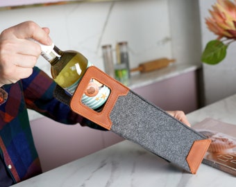 bottle of wine, Wine Tote, Bottle Carrier, Personalized Wine Bag, Wine Caddy, Wine holder, bottle bag, Wine carrier bag,  bottle holder,