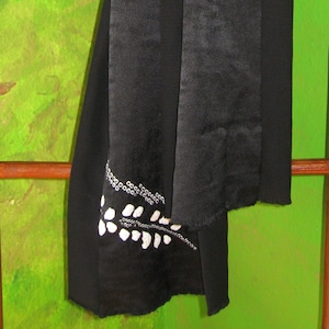 Sciarpa Wabi Sabi, 170 cm x 27 cm, nero/bianco, Shibori, seta Rinzu + Ro, seta kimono, sciarpa di seta, giapponese, donna, uomo, uomo, donna