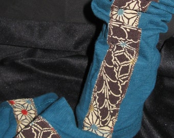 Cuffs, pulse warmers, kimono silk, asanoha, ART DECO silk on turquoise-petrol BW jersey, casual, kimono accessory