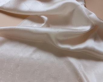 Kimono silk, satin, white, mulberry silk, charmeuse, lettering, high-class material, wedding, theater, opera, man, woman, unprocessed