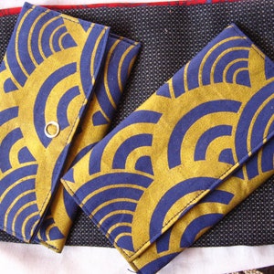 Kleines Kuvert-Täschchen, Klapp-Etui aus Vintage Obi, Japan, Blau/Gold, Geschenk zu Weihnachten, Ostern und auch sonst --- Seigaiha, Wellen