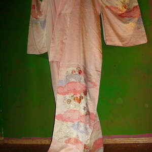 Kimono, top class, deluxe, silk, hand-embroidered flowers, embroidery, batik+shibori, vintage, houmongi, luxurious, rinzu, perfect condition! image 4