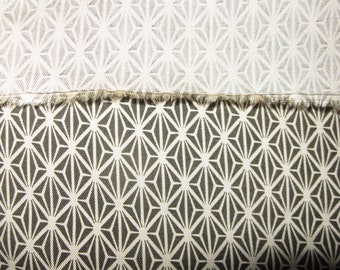 Kimonoseide, Oshima, ab 50 cm, Schlammgrün / beige, Seide, ASANOHA,  Japanischer Stoff, geometric pattern, Kimonostoff