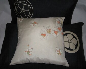 Pillowcase, kimono silk, pure silk, 30 x 30 cm*Gosho Doll*, kimono pillow japonais pur en soie, children's room, baby