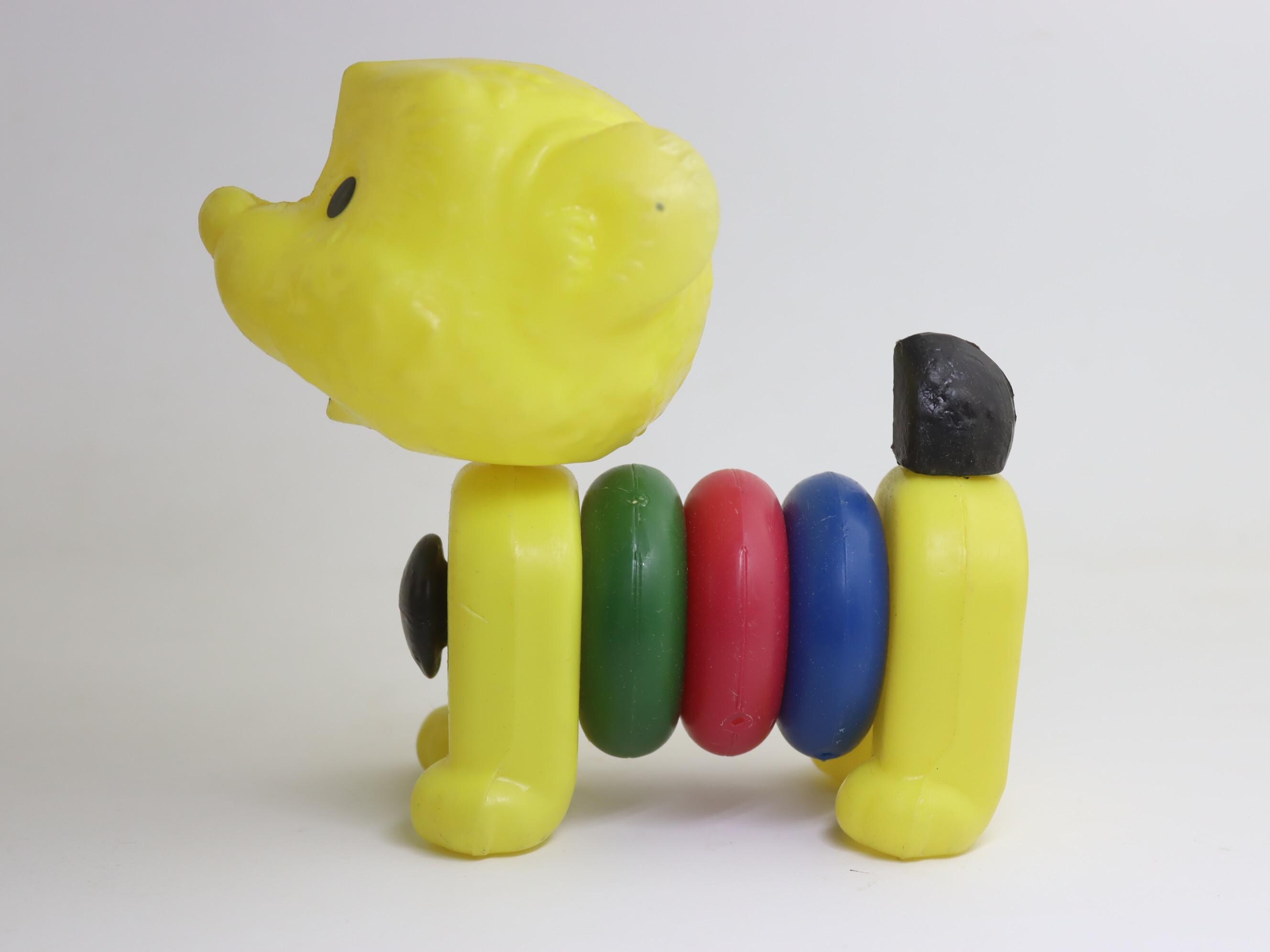 15 cmのかわいいソビエトプラスチック製のおもちゃの犬、ビンテージの