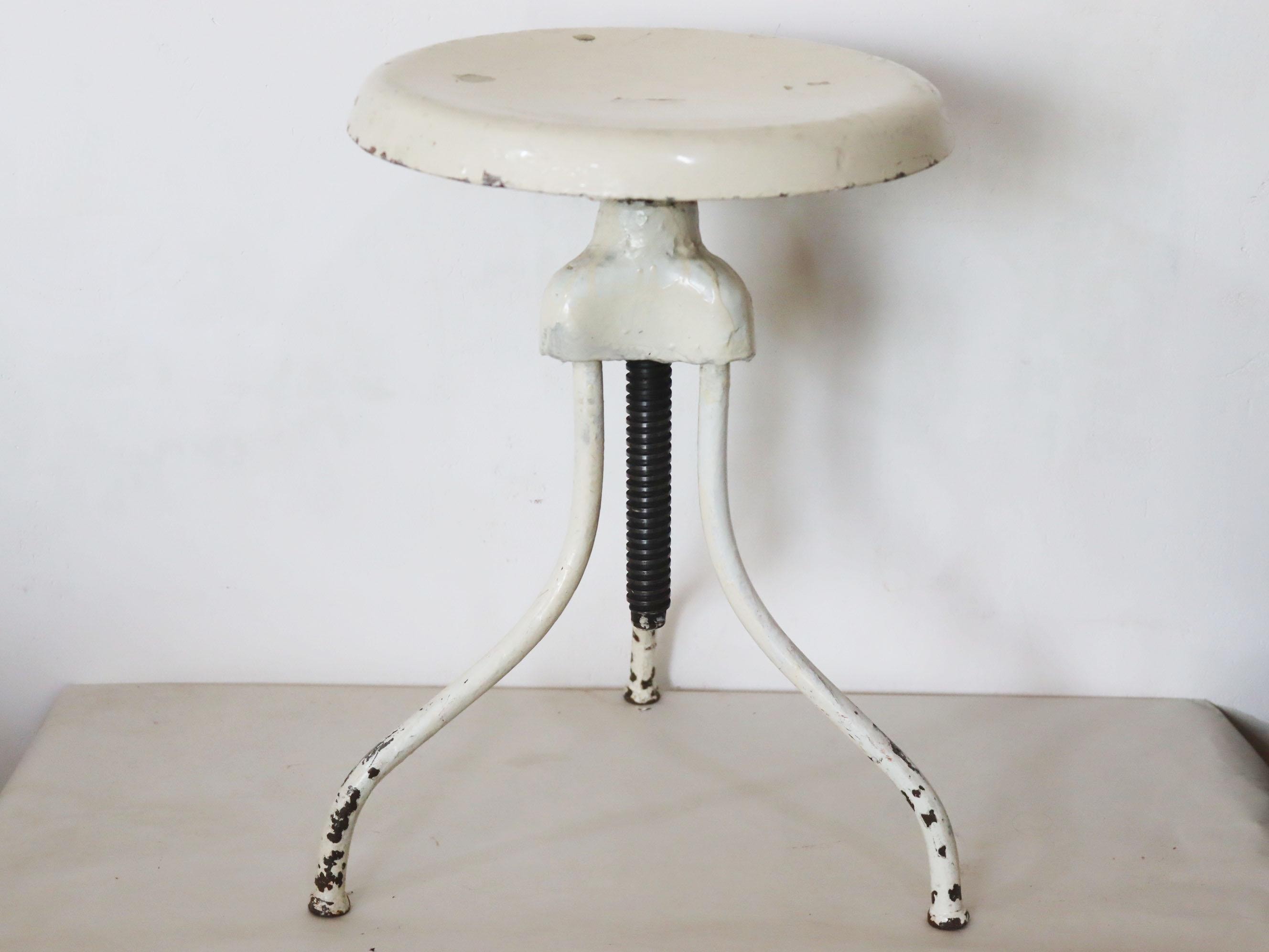 Doctor's Chair Vintage - Etsy Canada