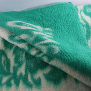 200x140 cm Incredibly soft and gentle vintage wool blanket, ussr coverlet, vintage heavy covering,soviet woolen coverlid,winter wrap on coat