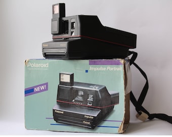 Cámara vintage Polaroid Impulse Portrait 600, fotografía instantánea, cámara Polaroid, cámara vintage, cámara retro, cámara de fotos retro, Polaroid 600