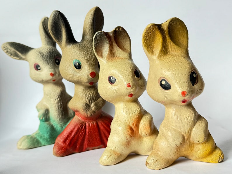 16 cm Linda familia de conejitos vintage, niña, niño, bebé, trío de animales de goma soviéticos, juguete vintage, muñeca ussr, marido y mujer, conejito, juguete ruso imagen 2