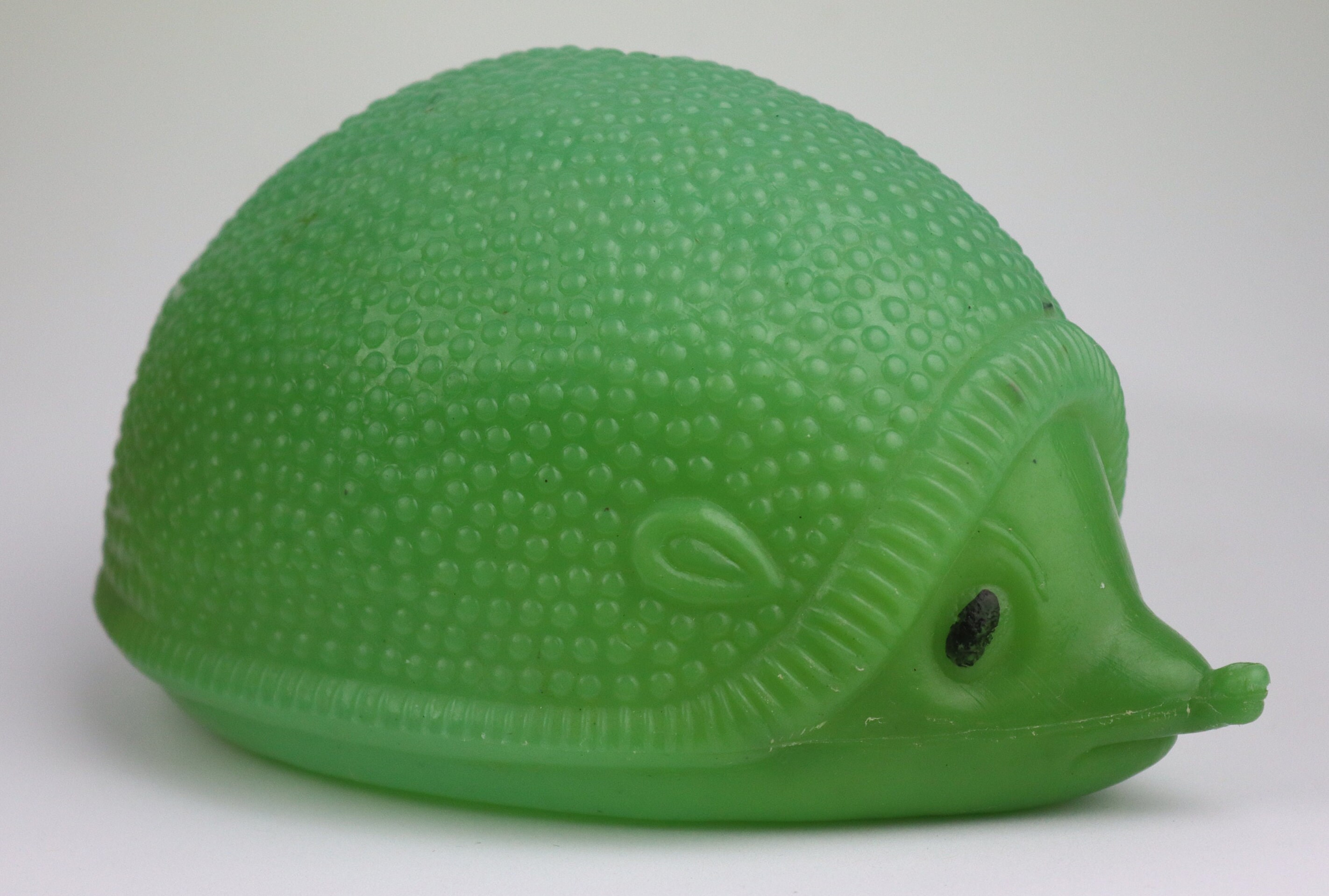 10 cm ソビエトプラスチックハリネズミおもちゃ、ソ連おもちゃ、面白い