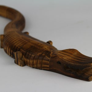 Vintage Hand Carved Wooden Crocodile, Crocodile Hand Made, Flexible Crocodile, Wooden Crocodile, Handmade Crocodile, Crocodile statuette