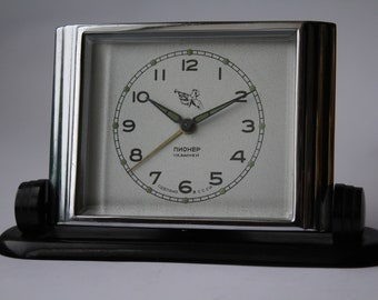 Rare Working Soviet alarm clock Pioneer. Desk Clock USSR. Vintage clock SLAVA,gift idea,christmas gift