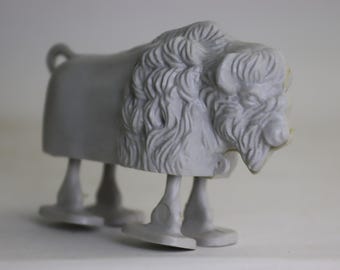 7 cm Cute walking bison toy, soviet buffalo, toy, vintage toy, doll ox, ussr doll, vintage toy knight