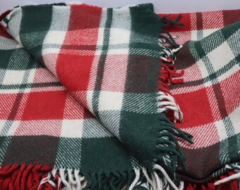 180x195 cm Vintage Wool Plaid Blanket, Red Green White Scottish Plaid Fringe Blanket, Cozy Christmas Wool Throw, Cabin Core Bedspread