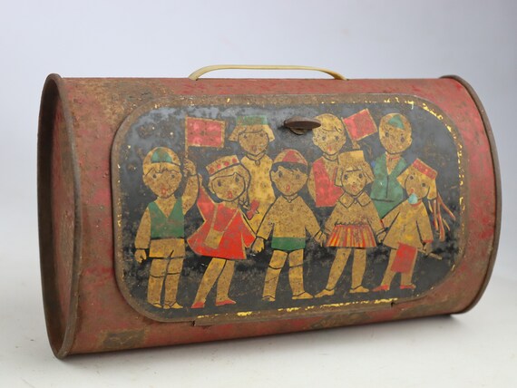 1970 Very Rare Soviet Lunchbox friendship of peoples, childrens, Vintage Tin Toy Bag, lunch box, kids bag, tin box, tin Vintage Tallinn box