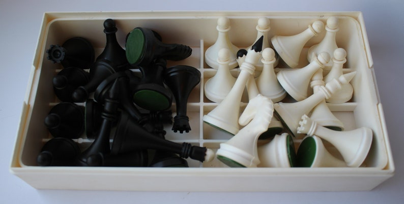 Chess USSR old chess Soviet chess Vintage chess plastic chess Soviet chess set Soviet plastic chess dnepropetrovsk