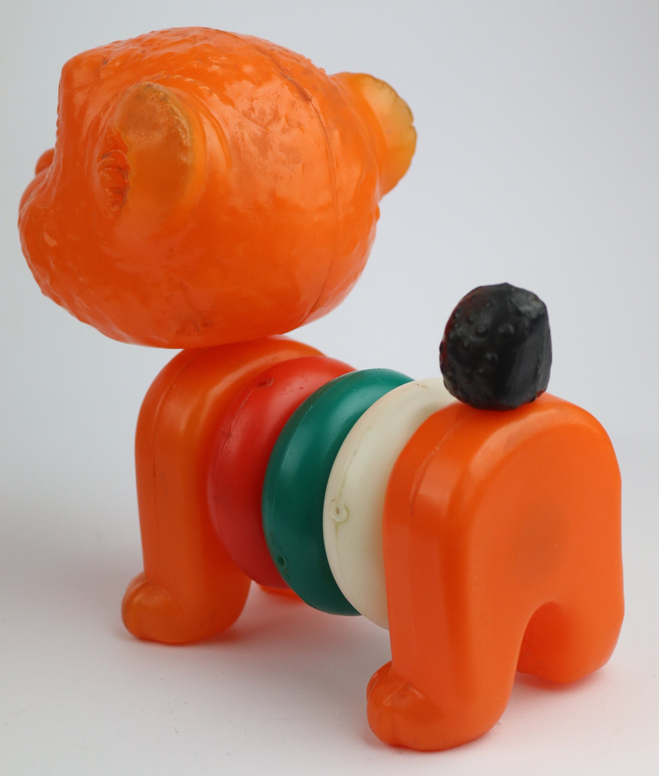 15 cmのかわいいソビエトプラスチック製のおもちゃの犬、ビンテージの