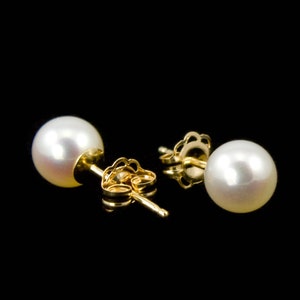 White Freshwater Pearl Earrings, White Pearl Stud Earrings, 14K Yellow Gold Pearl Earrings, Petite Pearl Earrings, Pearl Post Earrings