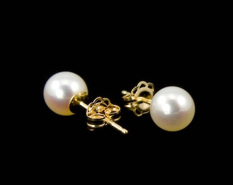 White Freshwater Pearl Earrings, White Pearl Stud Earrings, 14K Yellow Gold Pearl Earrings, Petite Pearl Earrings, Pearl Post Earrings