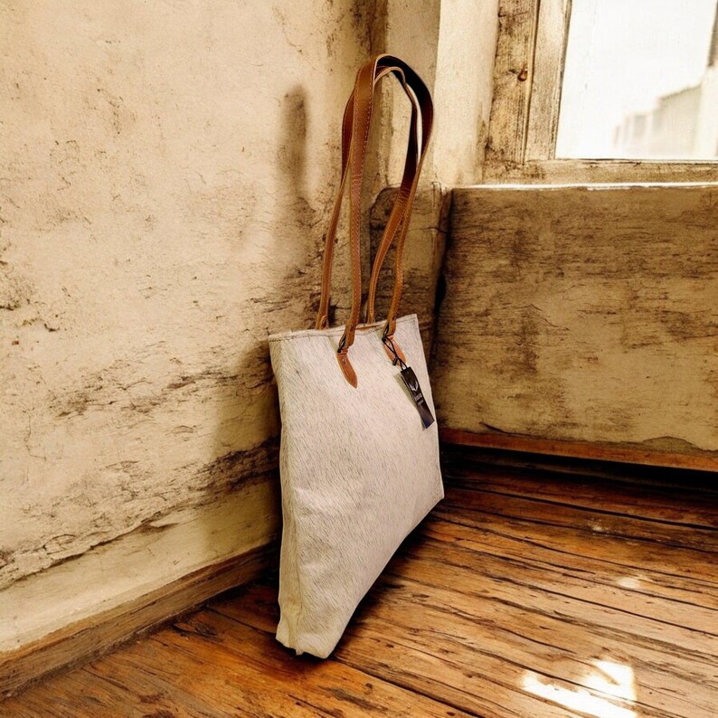 Sample Sale Highlands Genuine Cowhide Large Tote #16
