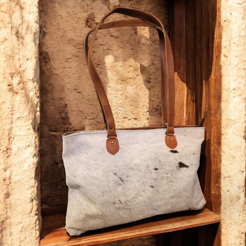 Sample Sale Highlands Genuine Cowhide Large Tote #10
