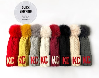 Bestickte KC-Mütze, gestrickte KC-Mütze, Kansas-City-Mütze, Kansas-City-Fußballmütze, Baseball-Fußballmütze, warme gefütterte Bommelmütze