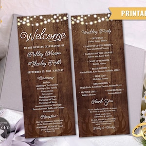 Peut inclure: Programme de cérémonie et de réception de mariage imprimable avec un fond en bois rustique et des guirlandes lumineuses. Le programme comprend la fête de mariage, les détails de la cérémonie et les informations sur la réception. Le texte "Bienvenue à la célébration de mariage d'Ashley Mason et Charley Roth" est en haut du programme.