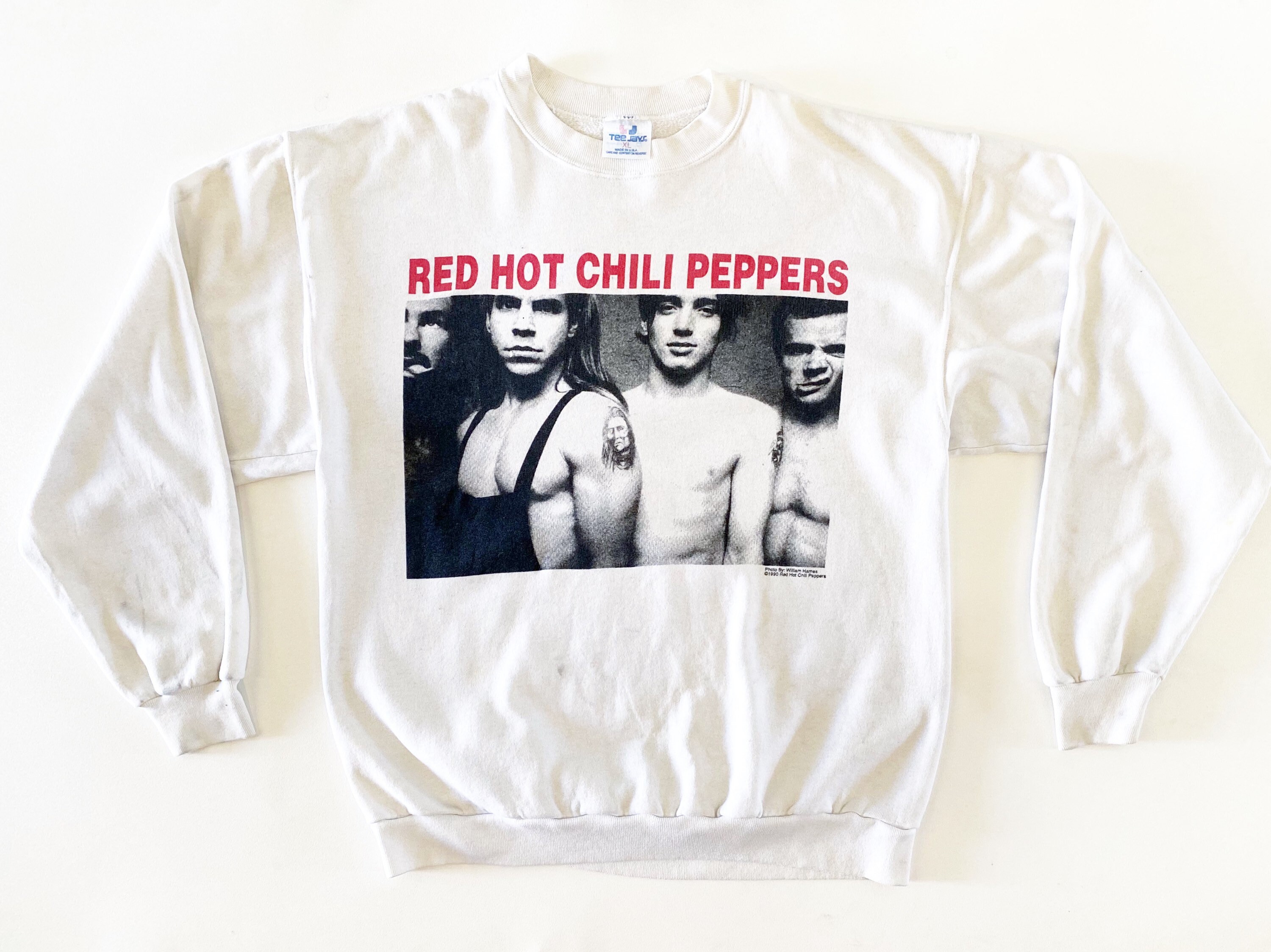 Red hot chili peppers crewneck hotsell