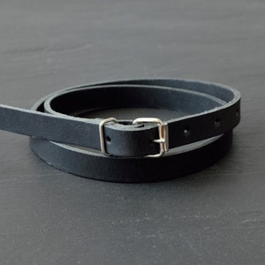 Slim Black Leather Belt: Handmade Women&#39;s Vegetable-Tanned Cowhide