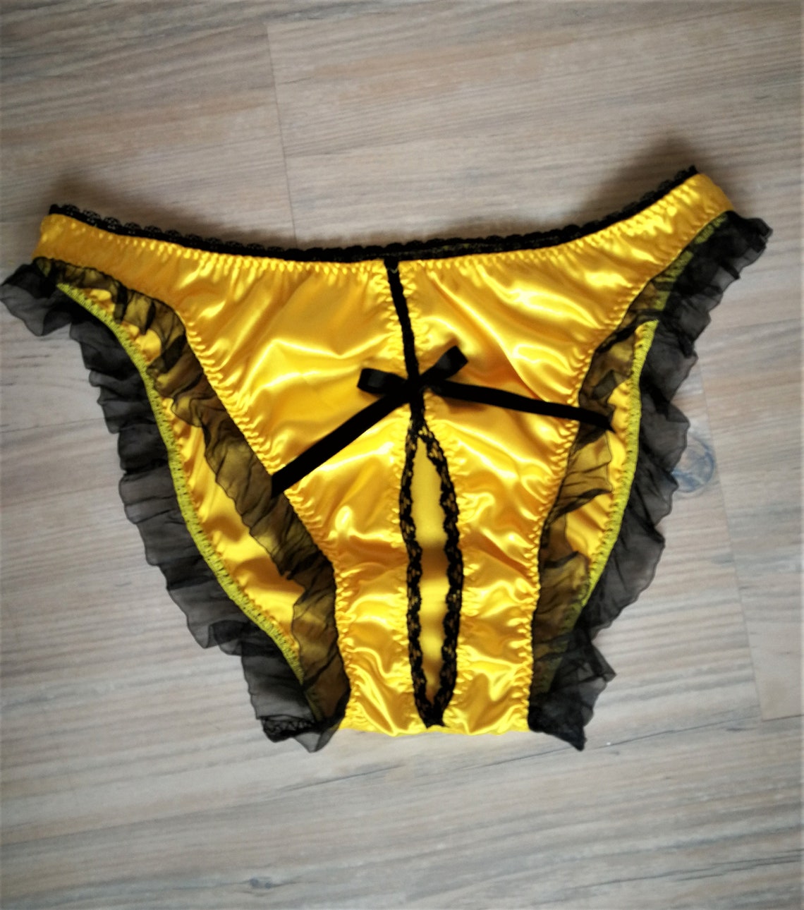 Bragas de satén Bragas amarillas DDLG Amantes de los Etsy España