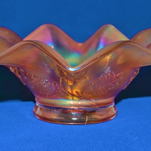Antique Dugan Glass Daisy Dear Triplets Marigold Iridescence Carnival Glass Ruffled Bowl