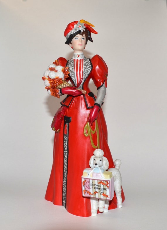 Avon 1997 Presidents Club Mrs Albee Figurine - Lady With Poodle
