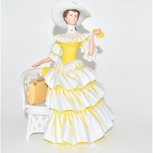 Avon 1990 Starr Presidents Club Mrs Albee Figurine - Southern Bell Lady Yellow Gown - NIB