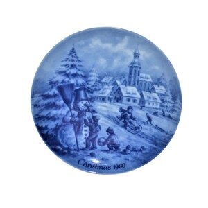 Vintage 1980 Kaiser West Germany &quot;Joys of Winter&quot; Collectible Plate