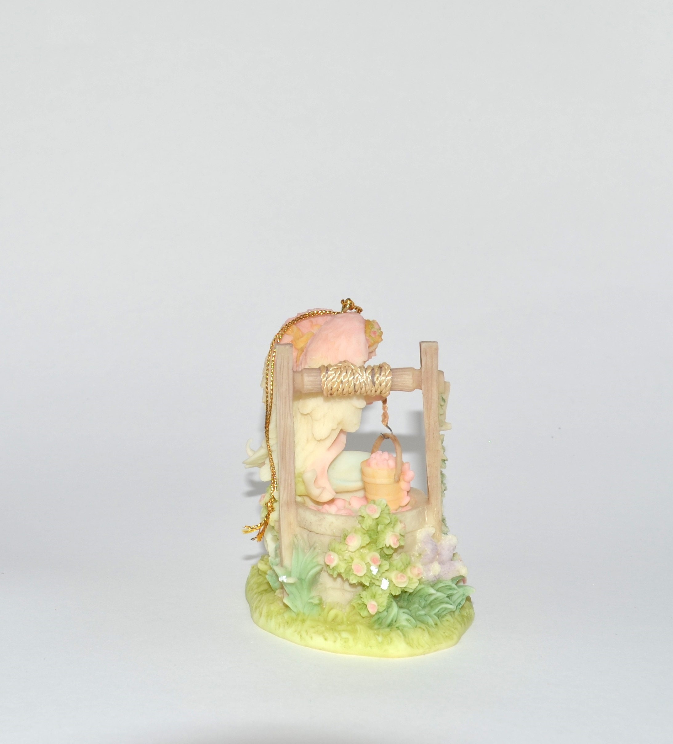 Seraphim Angel Classics Phoebe heart s Content Ornament Roman Inc Seraphim Angel Classics Phoebe heart s Content Ornament Roman Inc