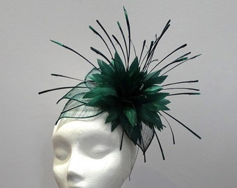 Dramatic Emerald Green Fascinator Headpiece for Races Ladies Day Derby Wedding