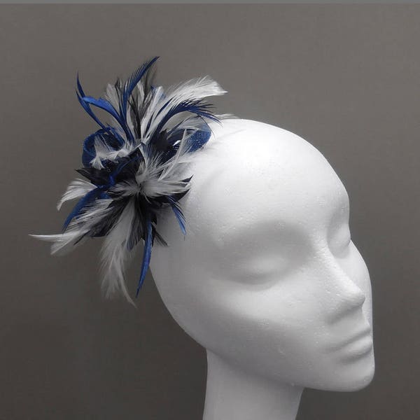 Wedding hair clip, small blue and white fascinator with sinamay loops, feather fascinator, headband, wedding guest, bridesmaid, occasion