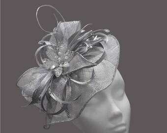 Hochzeit Fascinator, metallische Silber Scheibe gemacht auf Bestellung, Tea-Party-Hut, Tag des Rennens, Mutter der Braut, Kristall, Stirnband, Damen hatinator