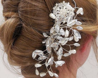 Wedding hair comb, vintage inspired bridal comb, hair piece, diamanté hair slide, pearl headpiece, crystal, bride, handmade, vintage style