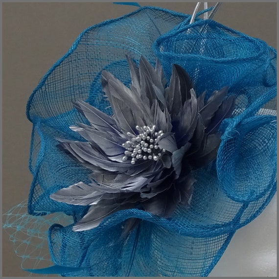 Sinamay Hatinator Disc Fascinator in 