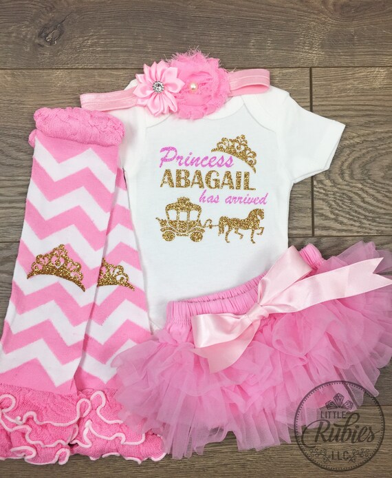 the princess has arrived coming home outfit