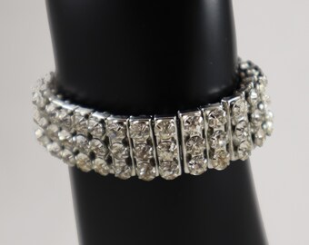 1950’s VINTAGE Signed HONG KONG Stacked Rhinestone Silver Expansion Bracelet