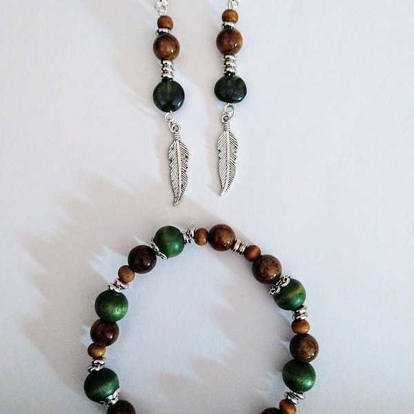Green and Brown Jewelry Set. Matching Bracelet and Earrings. Earthy Bracelet and Earrings.