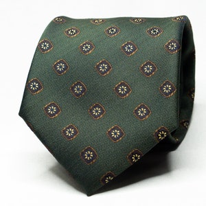 Olive Green Tie Green Herringbone Tie Medallion Tie Mens Herringbone Necktie Green Wedding Tie Sage Green Tie Wedding Groom Suit Tie