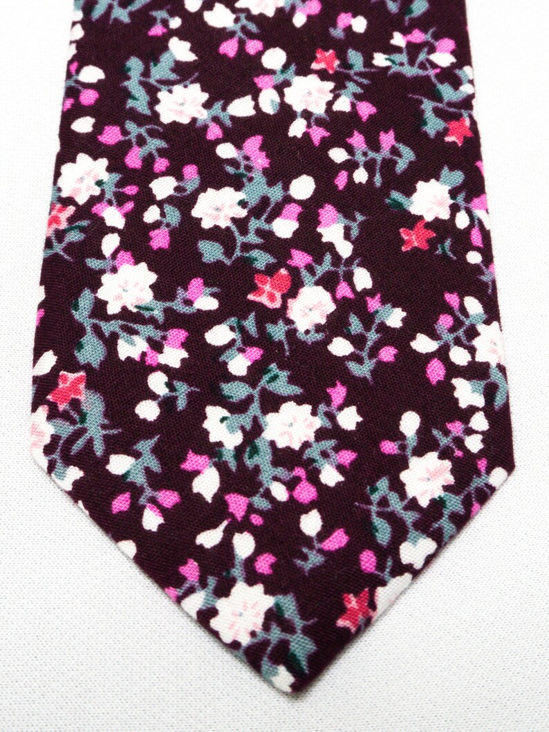 Groomsmen Gift Wedding Accessories Deep Purple Floral Skinny Tie