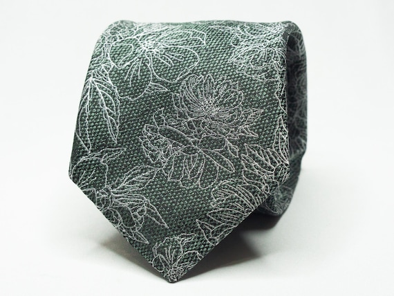 Sage Green Floral Tie Men's Blush Green Tie Floral Necktie Groomsmen Green Tie Groom Green Wedding Tie Dusty Green Tie Wedding Necktie Gift