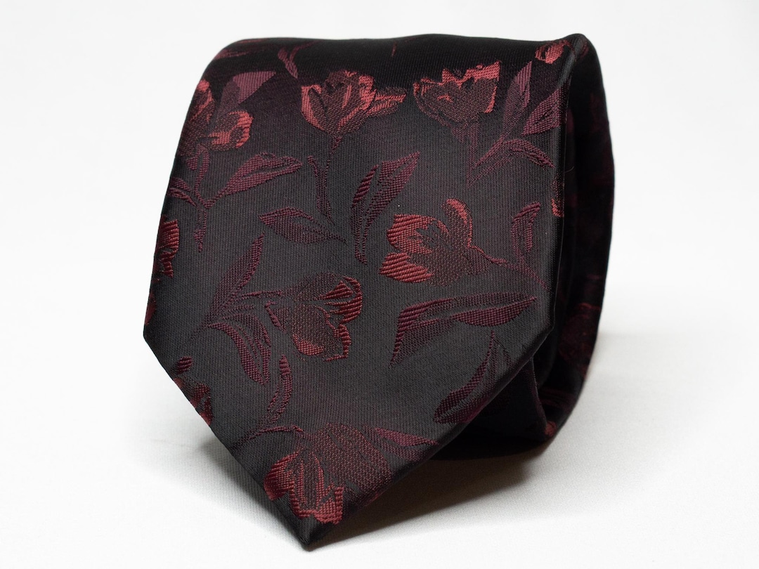 burgundy wine tie