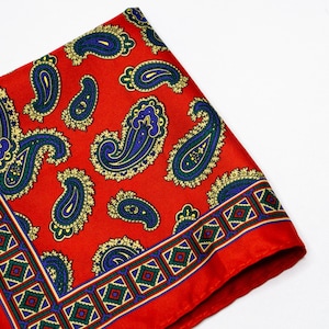Men Red pocket Square With Red Green Paisley Pattern Groom Groomsmen Wedding Suit Accessories
